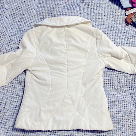 Diane vonFurstenberg White Puffy Jacket size 4 RN84177 - Picture 2 of 3